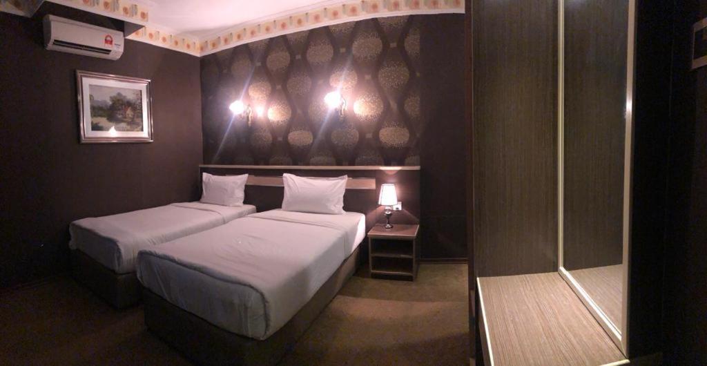 The Ardens Hotel - Nong Chik, Kolam Air, Johor Bahru Zewnętrze zdjęcie