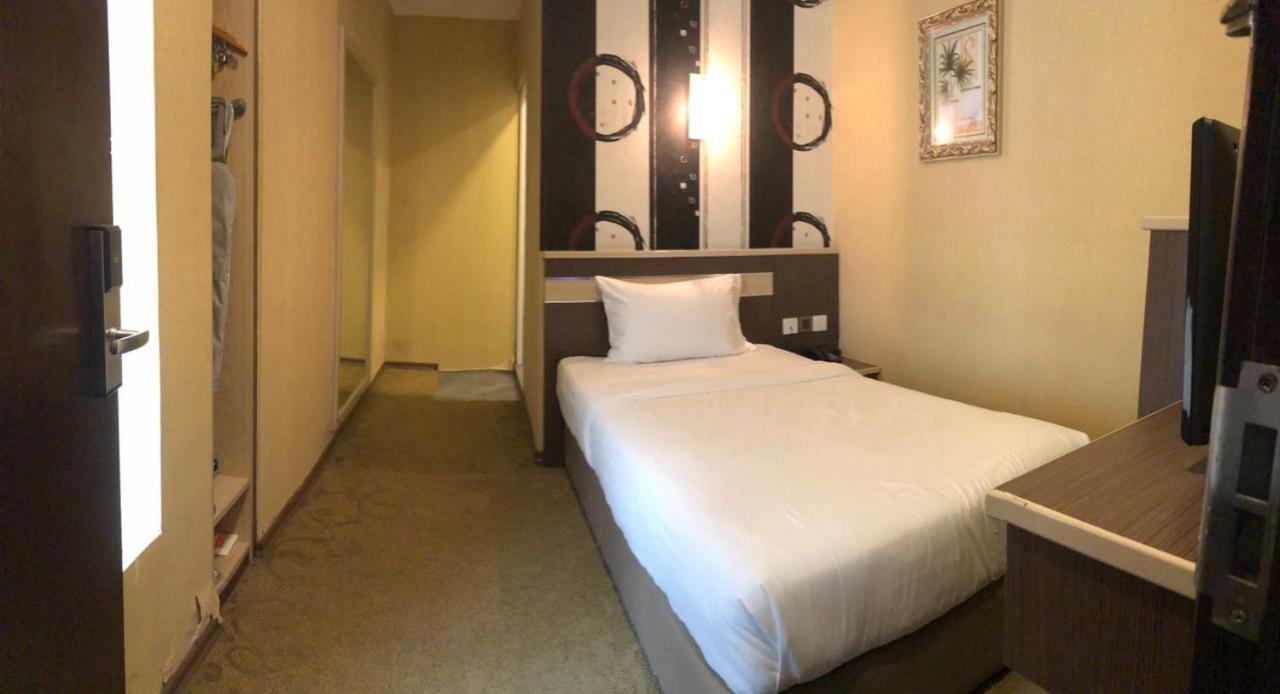 The Ardens Hotel - Nong Chik, Kolam Air, Johor Bahru Zewnętrze zdjęcie